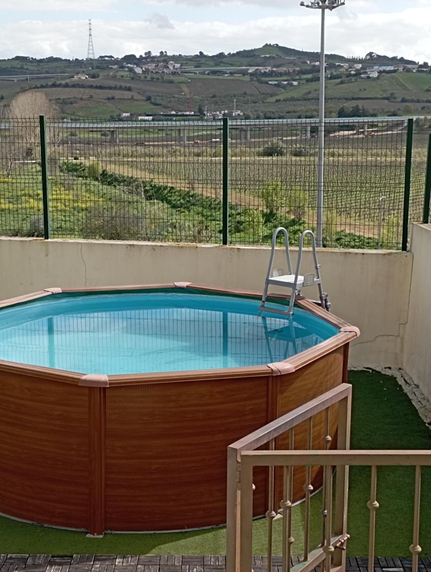 Sossego E Tranquilidade-Valley Guest House-Perto De Lisboa-Estacionamento A Porta Do Alojamento Arruda dos Vinhos Dış mekan fotoğraf